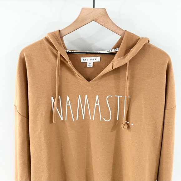Rae Dunn ‘Namaste’ Hooded Pullover Brown Size Small - Picture 2 of 5